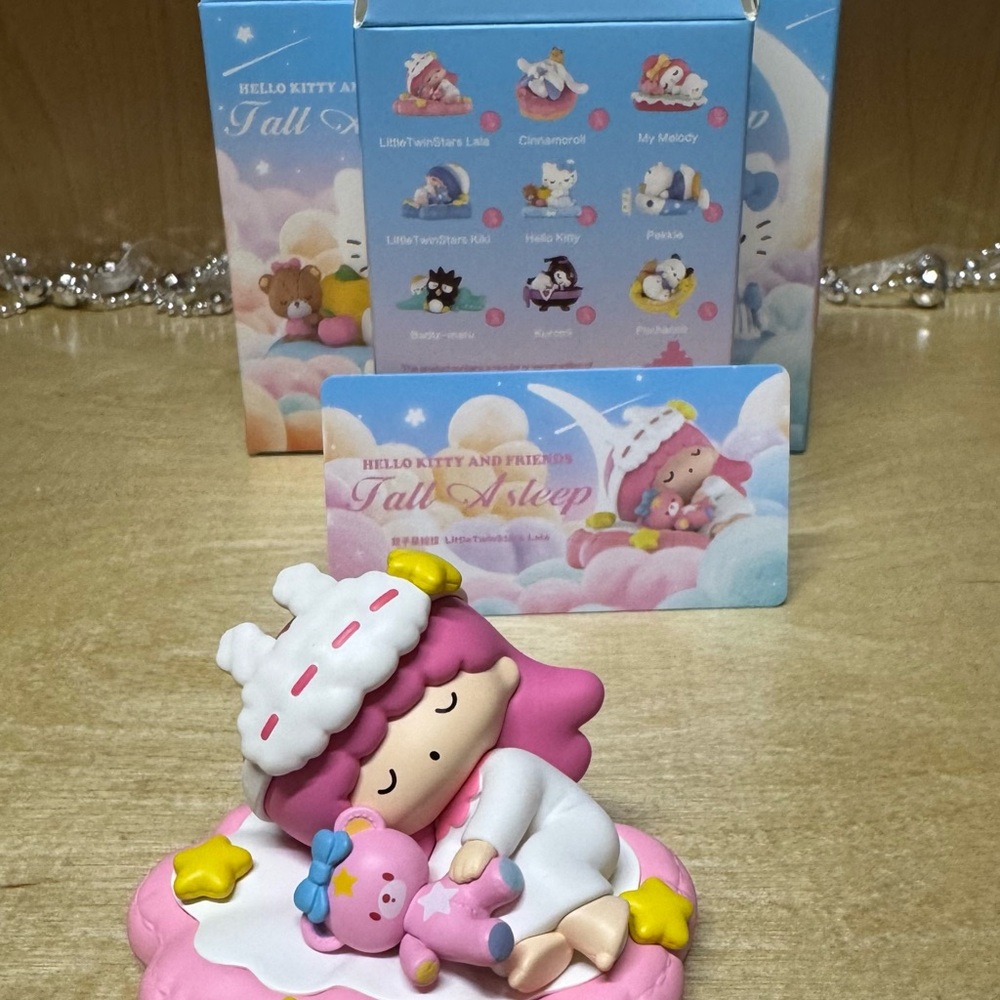 Twins, Hello Kitty Sleepytime Figurine